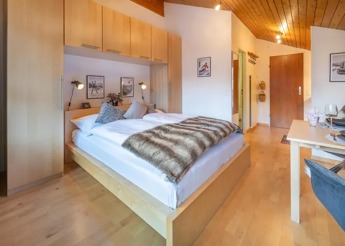 Peak Fantastic View Апартаменти *